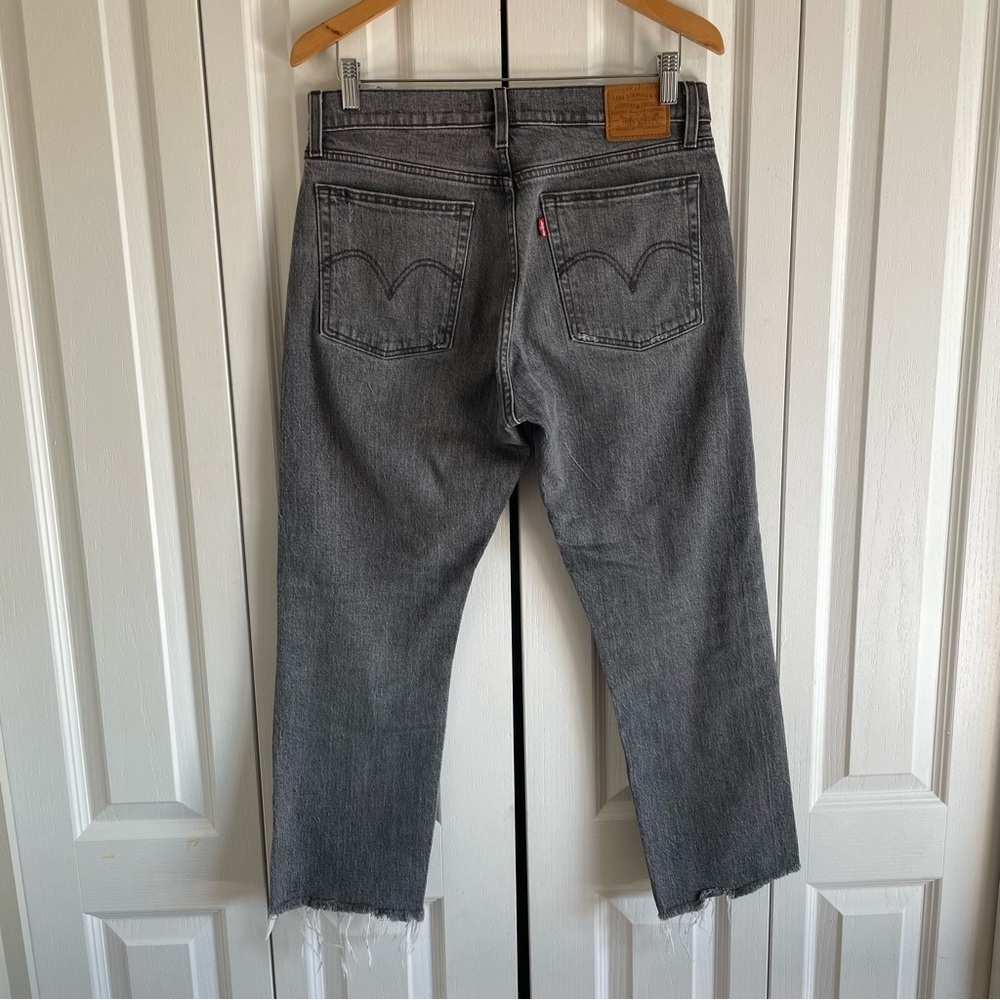 Levi’s Premium Wedgie Straight Jeans Women’s 29 Black Gray Faded Button Fly EUC - Picture 5 of 16